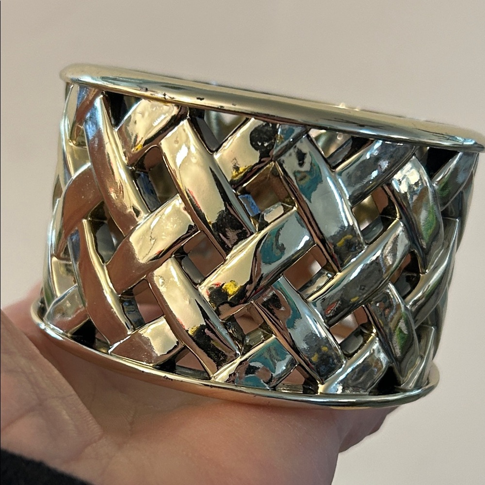 Silvertone Woven Cuff Bracelet basket weave pattern lightweight but chunky vibe